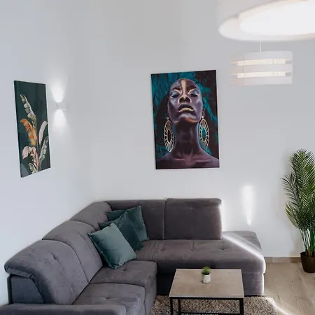 Lila Apartament