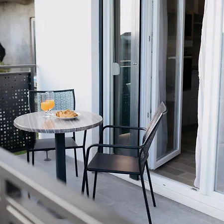 Apartament Lila Kaštel Stari