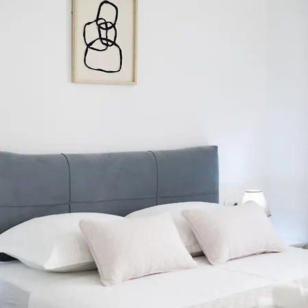 Lila Apartament